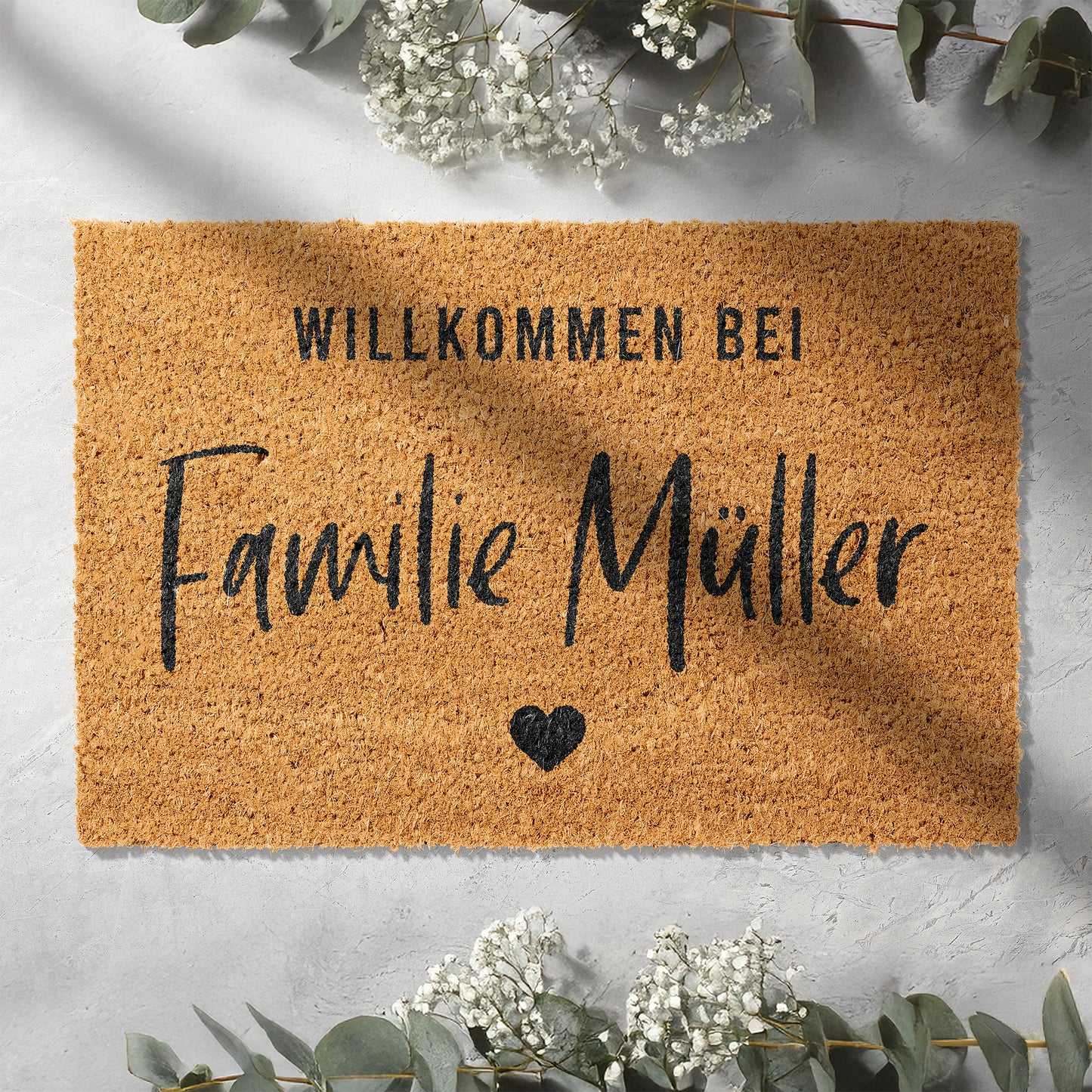 Personalisierbare Kokosmatte mit „Willkommen bei Familie“ – Fußmatte aus Kokos für den Eingangsbereich