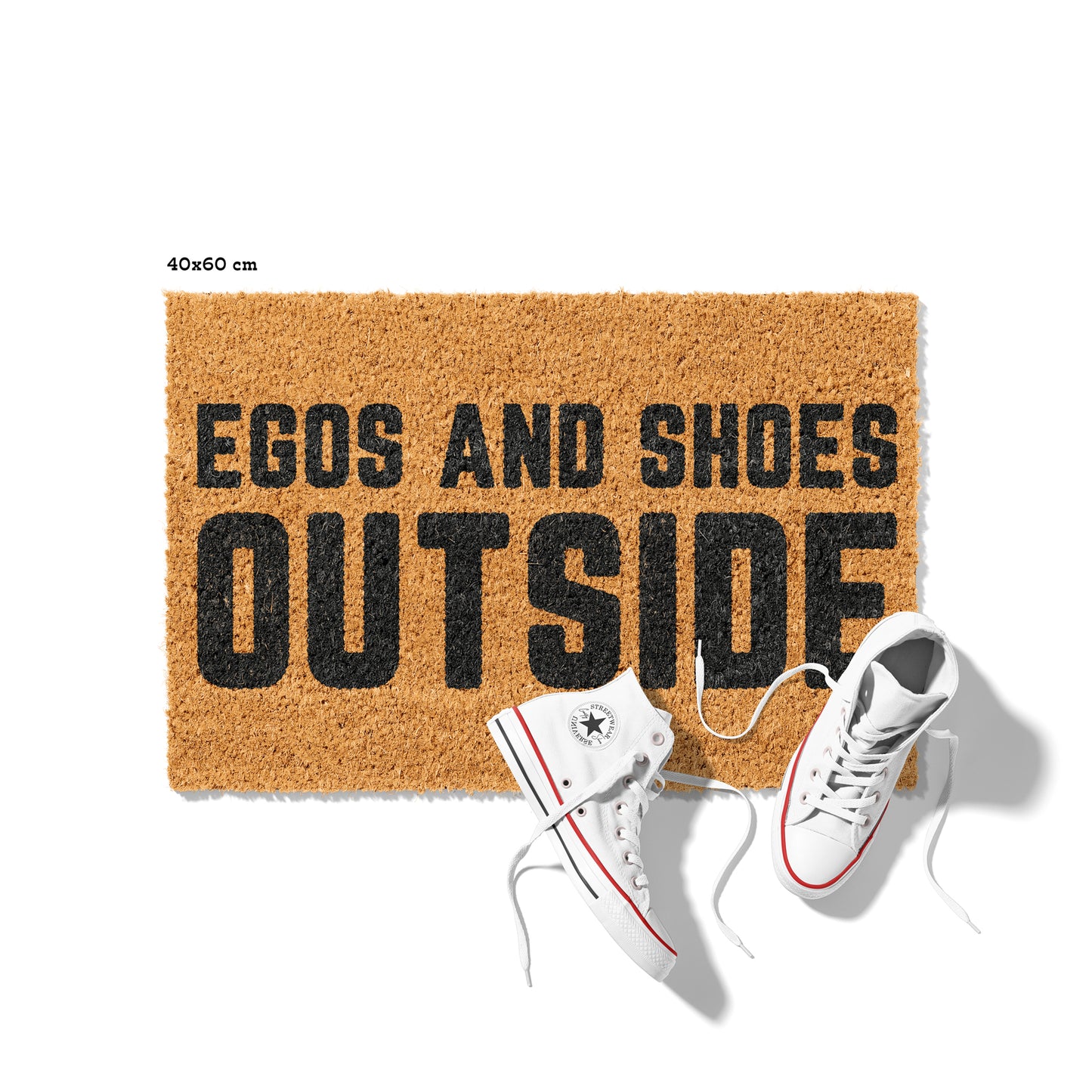 Kokosmatte mit Spruch „Egos and Shoes Outside“ – Lustige Fußmatte für den Eingangsbereich
