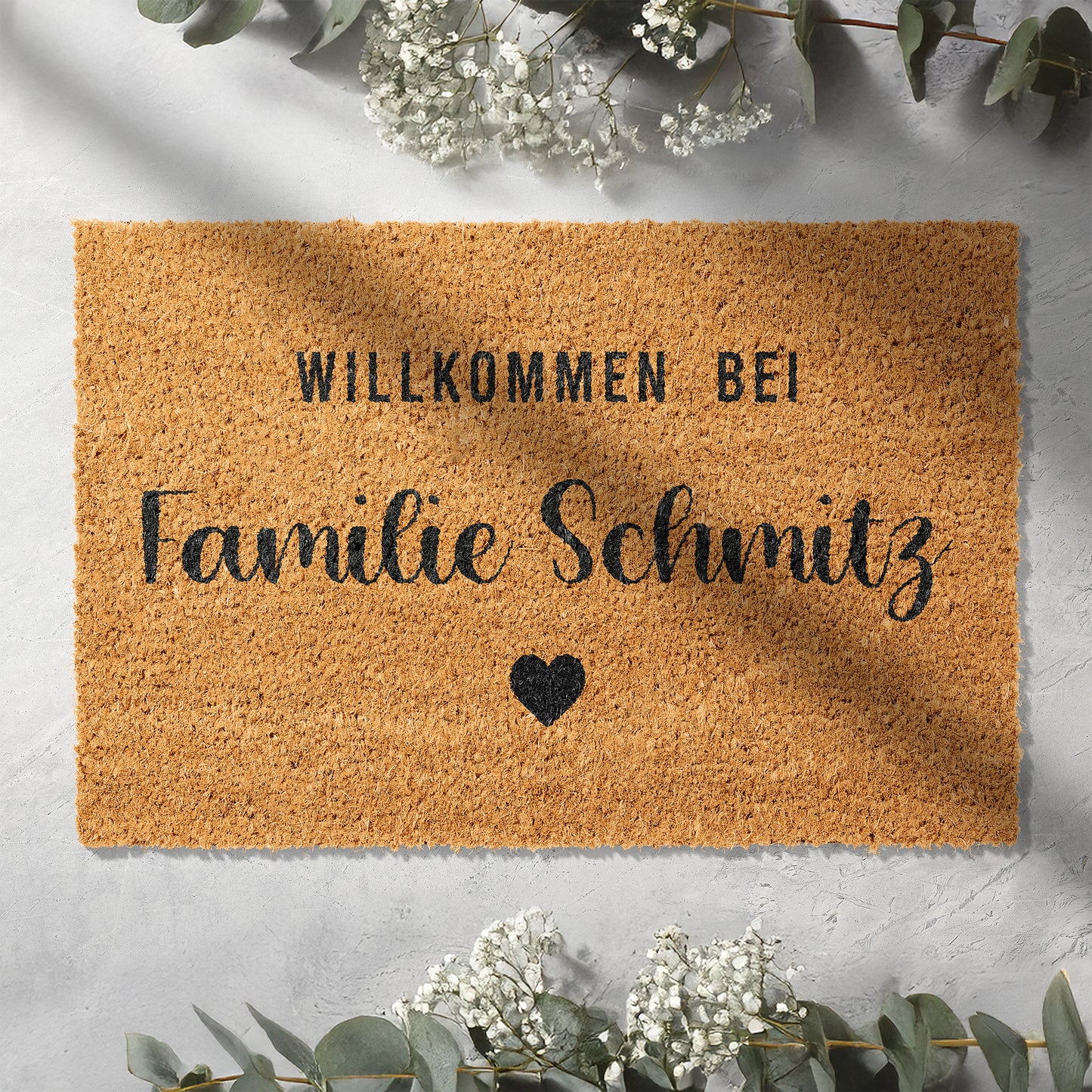 Personalisierbare Kokosmatte mit „Willkommen bei Familie“ – Fußmatte aus Kokos für den Eingangsbereich