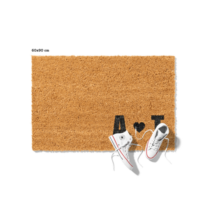 Fußmatte aus Kokos personalisierbar – Pärchen-Initialen Design mit Herz