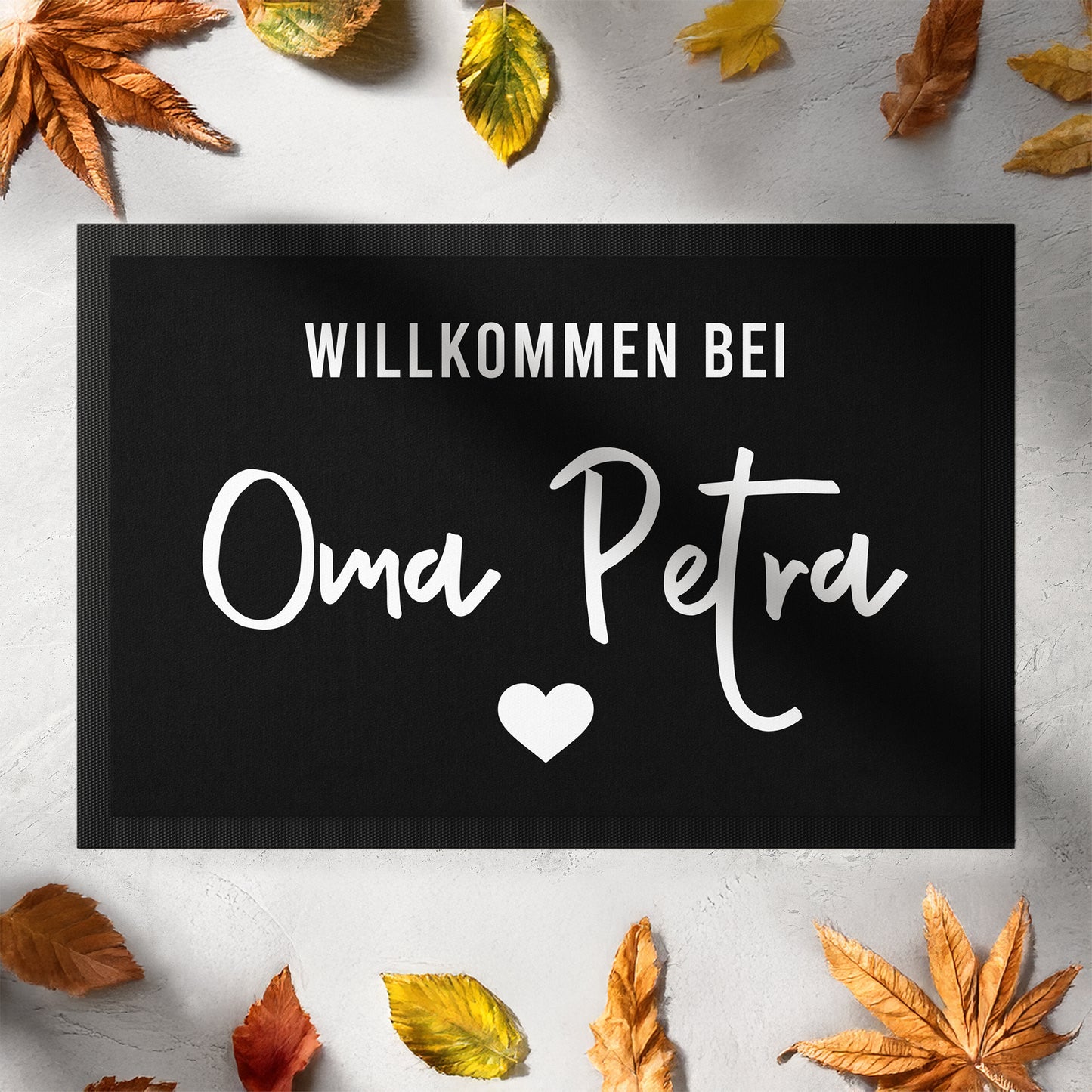 116-2-Stoffmatte-willkommen-bei-oma-personalisierbar