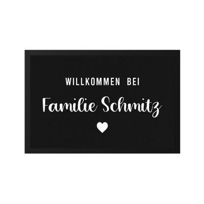 Stoff Fußmatte personalisierbar – Willkommen bei Familie mit Herz