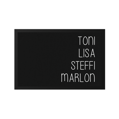 Stoff Fußmatte personalisierbar – Mehrere Namen im vertikalen Layout