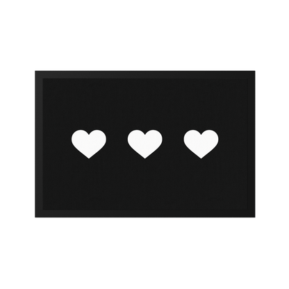 Stoff Fußmatte – Drei Herzmotive im minimalistischen Design