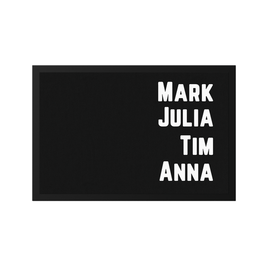 Stoff Fußmatte personalisierbar – Mehrere Namen im vertikalen Layout