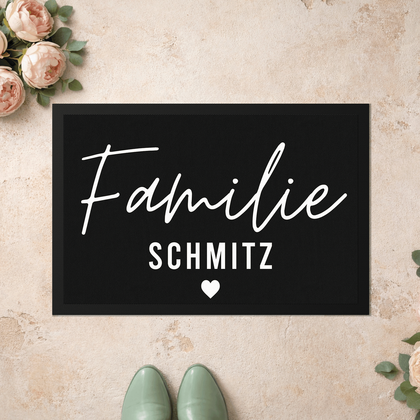 Stoff Fußmatte personalisierbar – Familie im modernen Stil mit Herz