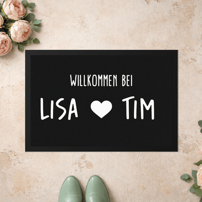 Stoff Fußmatte personalisierbar – Willkommen bei Pärchennamen mit Herz