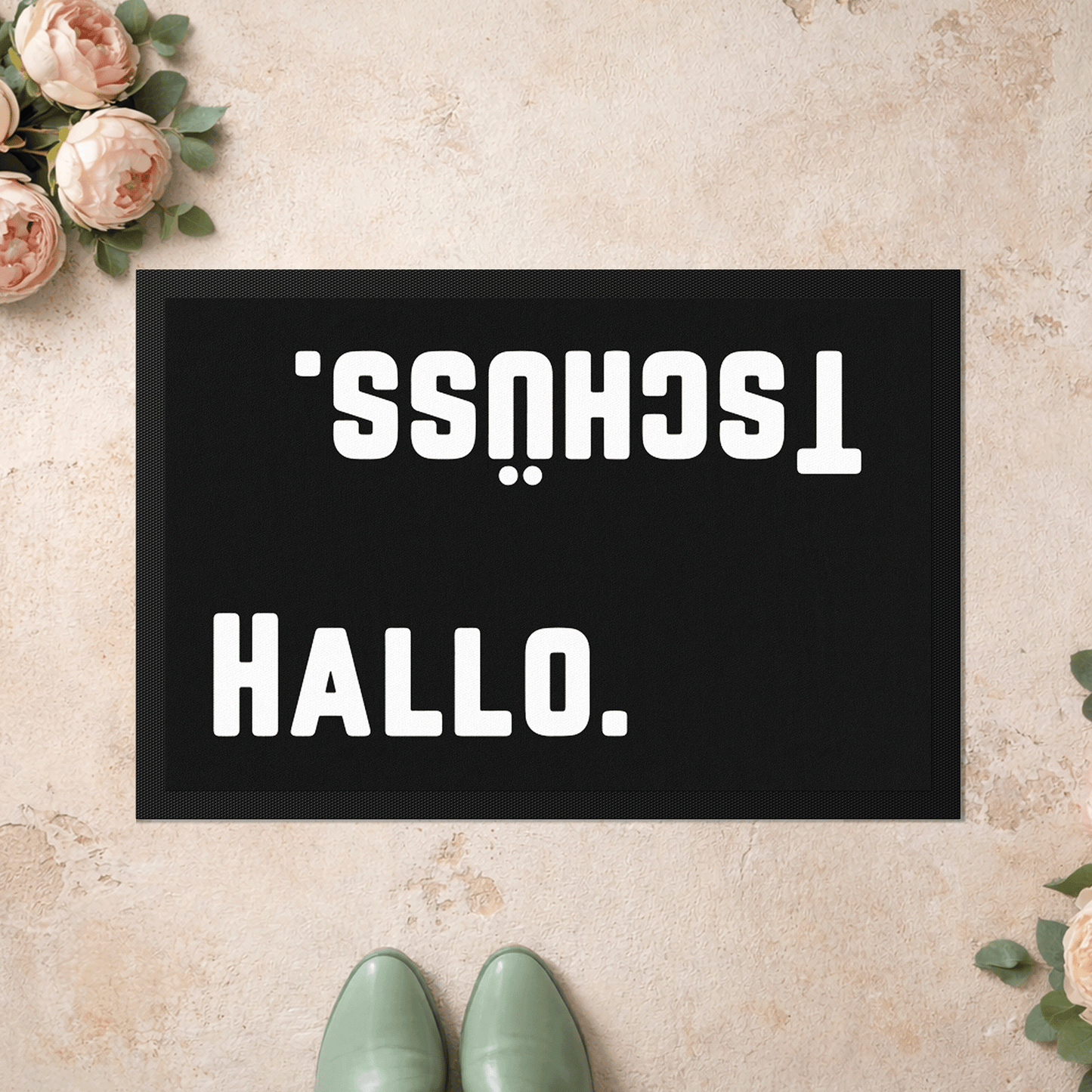 Stoff Fußmatte – „Hallo. Tschüss.“ Kontrast-Design