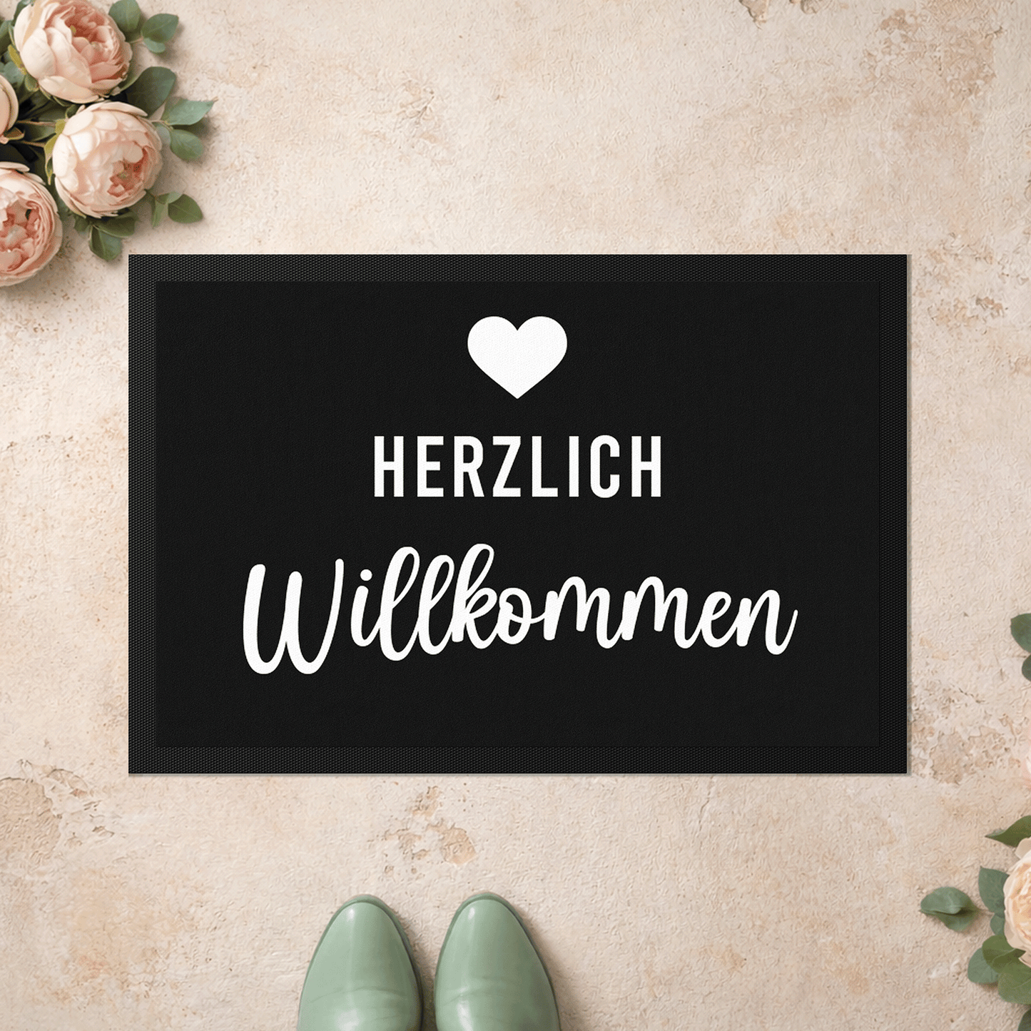Stoff Fußmatte – „Herzlich Willkommen“ mit Herz-Detail