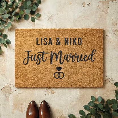 Fußmatte aus Kokos Hochzeitsgeschenk personalisierbar – Pärchennamen „Just Married"