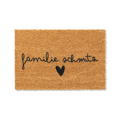 Fußmatte aus Kokos personalisierbar – Familienname im Scriptdesign mit Herz